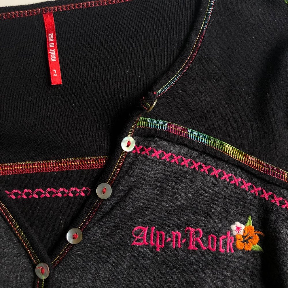 ALP-N-ROCK flower henley